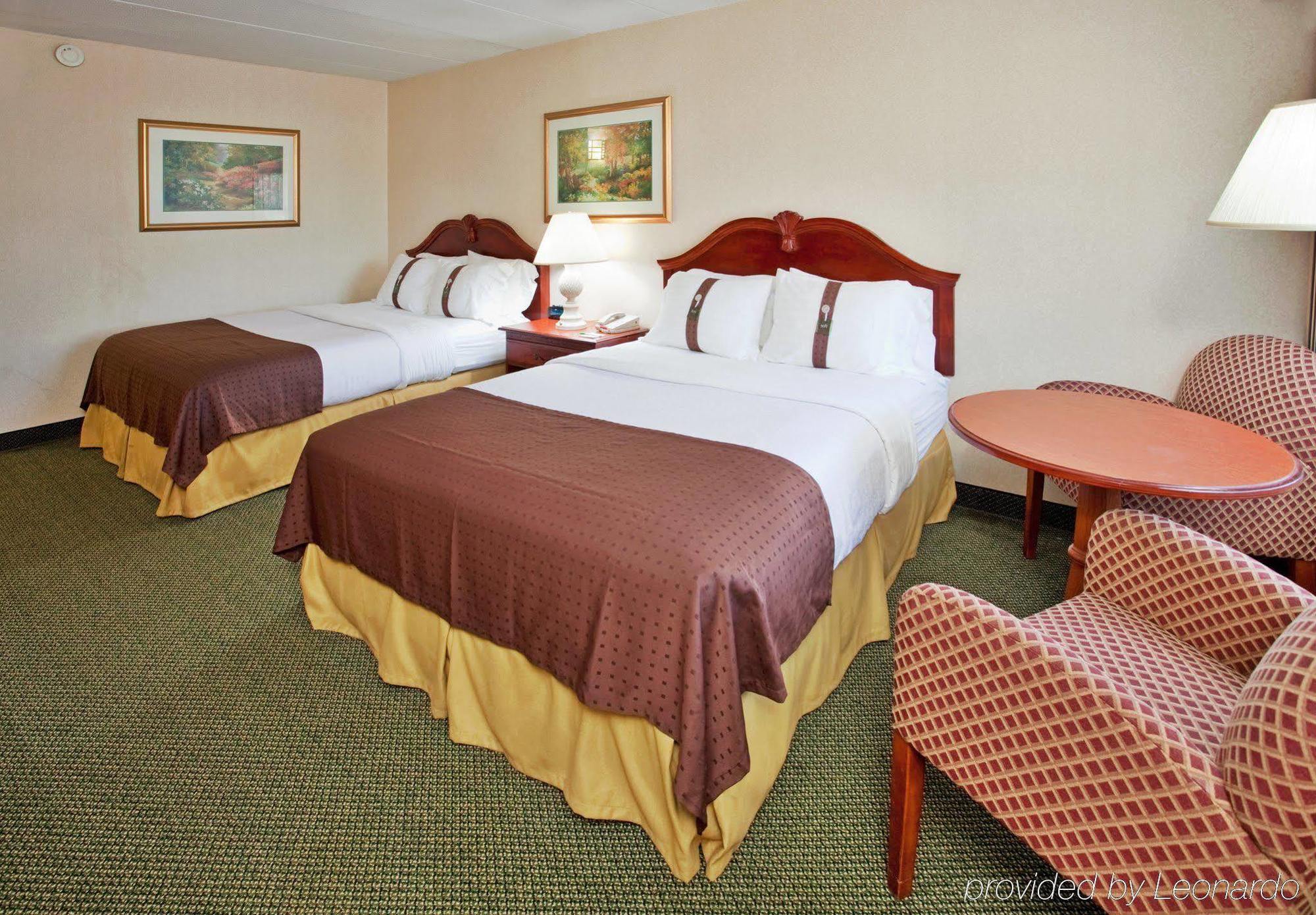 Holiday Inn At Six Flags Saint Louis By Ihg Юрика Номер фото